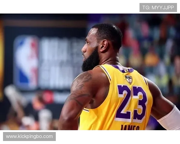 大卫·罗宾逊内线防守对比贾巴尔显著拉开篮板影响力